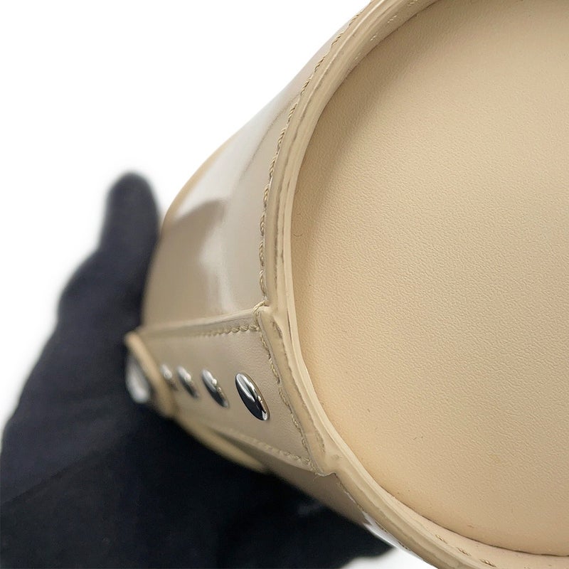 メゾンマルジェラ ショルダーバッグ ファイヤー ミニ バケットバッグ エナメル レザー SB3WG0042 Maison Margiela