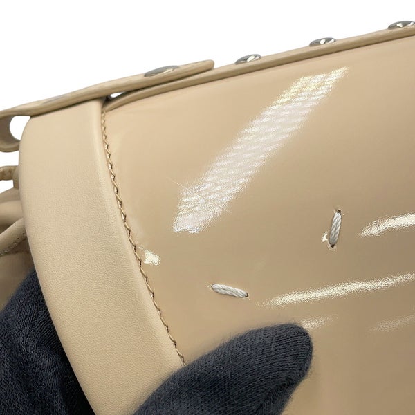 メゾンマルジェラ ショルダーバッグ ファイヤー ミニ バケットバッグ エナメル レザー SB3WG0042 Maison Margiela