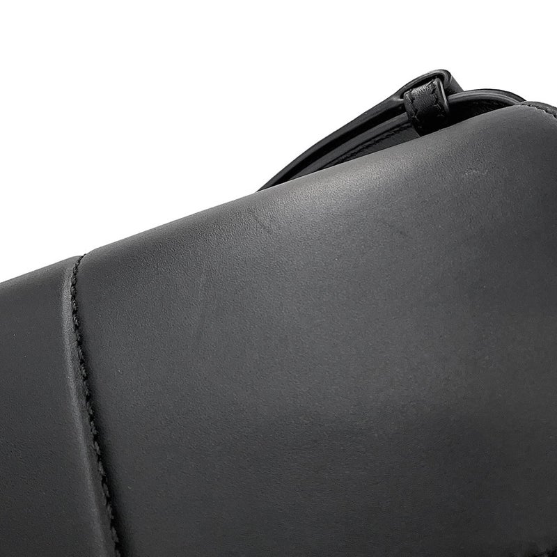 バーバリー ショルダーバッグ スニップバッグ スムースカーフレザー 80889161 BURBERRY 黒