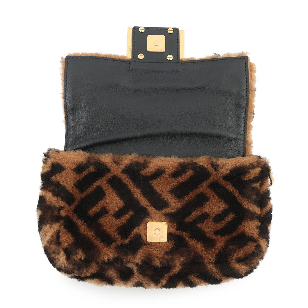 FENDI ムートンバック FENDI（フェンディ） 【新品同様】フェンディ ピーカブー アイシーユー