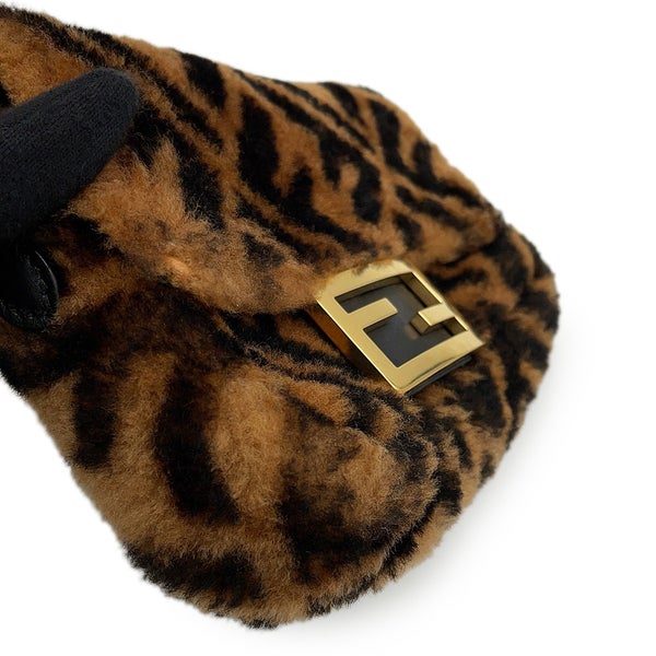 フェンディ ハンドバッグ ズッカ柄 バゲット ミニ ムートン/レザー 8BS017 FENDI 2wayショルダーバッグ