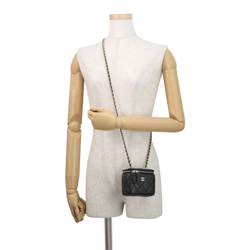 シャネル チェーンショルダーバッグ マトラッセ ココマーク バニティ キャビアスキン AP2158 CHANEL 黒