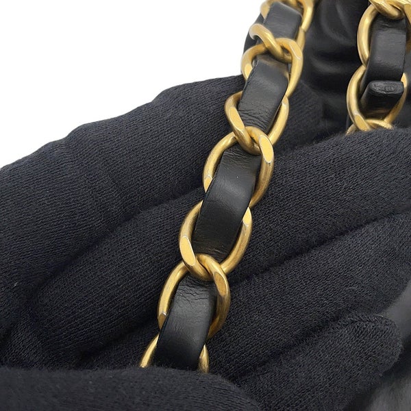 シャネル ハンドバッグ シャネル22 ミディアム シャイニーカーフスキン AS3261 CHANEL バッグ ショルダーバッグ 黒