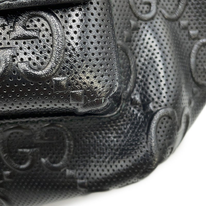 グッチ ボディバッグ GGエンボス ベルトバッグ レザー 645093 GUCCI ウエストバッグ メンズ 黒