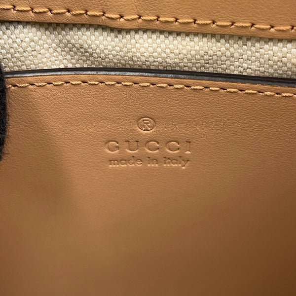 グッチ ショルダーバッグ GGマトラッセ レザー 735049 GUCCI 2way