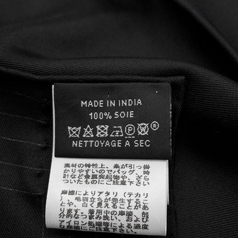 エルメス スカーフ カレ90 シュヴァル・ドゥ・ニュイ・エンブロイダード Cheval de Nuit embroidered  黒