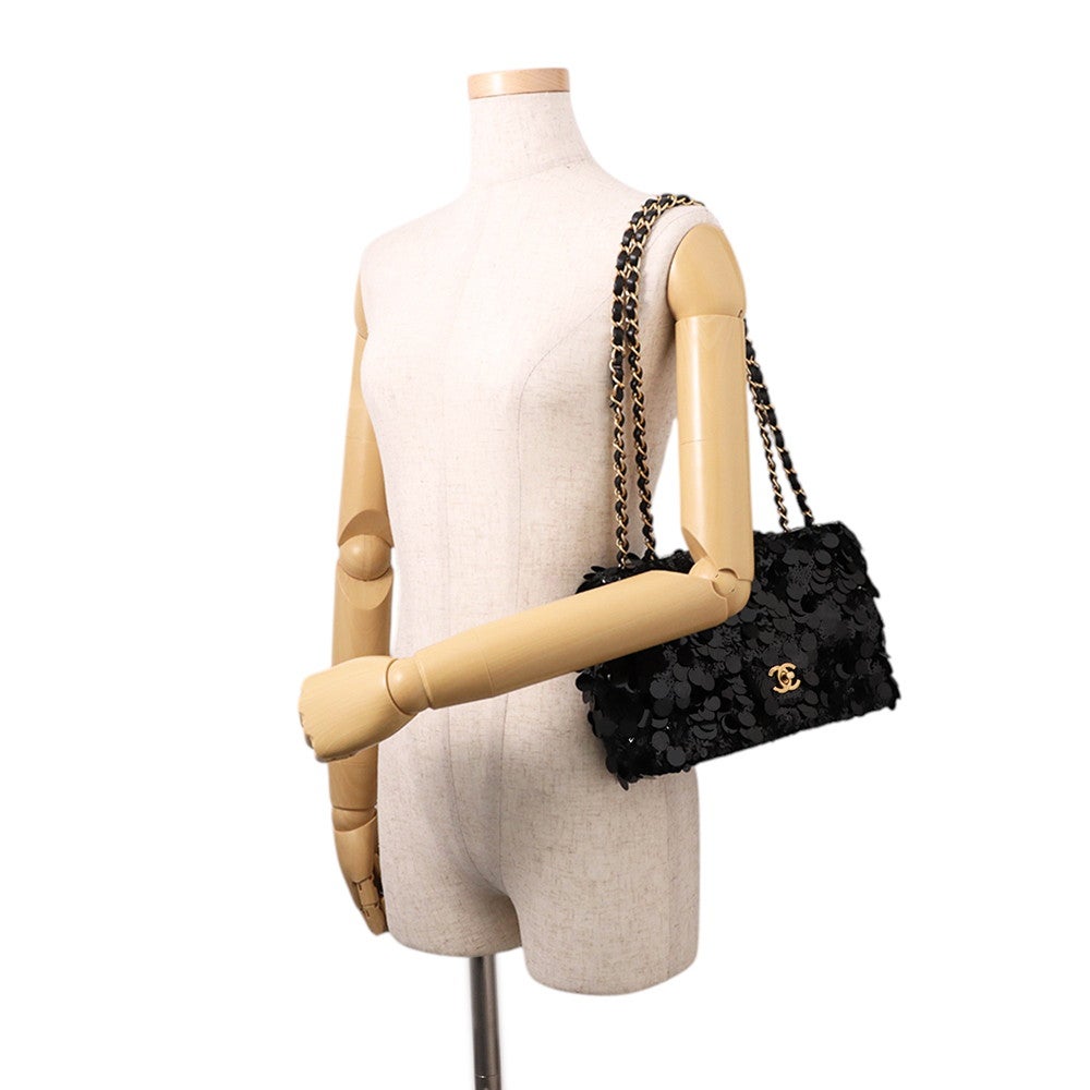 シャネル チェーンショルダーバッグ マトラッセ ココマーク サテン CHANEL 黒 CHANEL（シャネル） ミニマトラッセ ココマーク ターンロック サテン