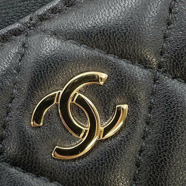 シャネル 長財布 クラシック ロング ジップ ウォレット ココマーク ラムスキン マトラッセ AP0242 CHANEL 黒