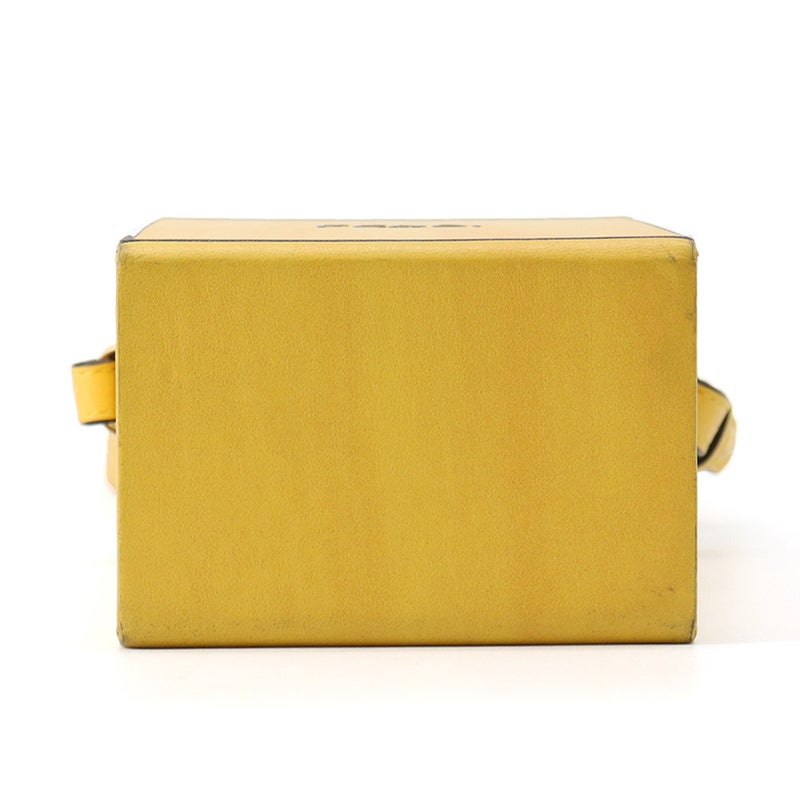 フェンディ ショルダーバッグ 縦型ボックス レザー 7VA519 FENDI