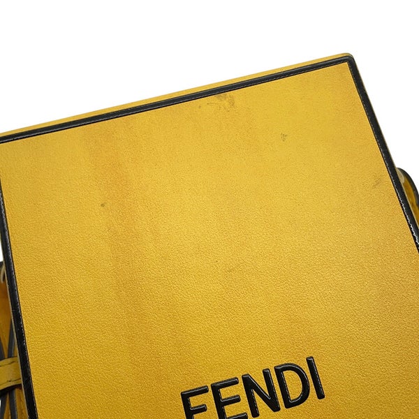 フェンディ ショルダーバッグ 縦型ボックス レザー 7VA519 FENDI