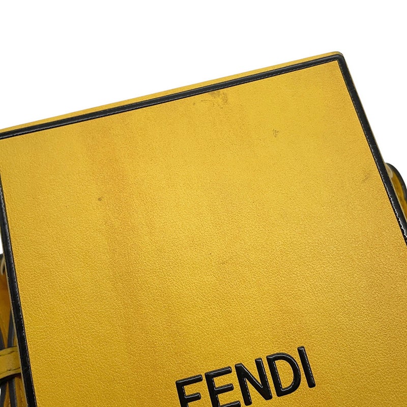 フェンディ ショルダーバッグ 縦型ボックス レザー 7VA519 FENDI