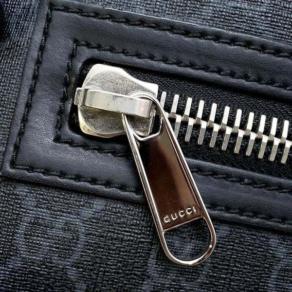 グッチ ショルダーバッグ GGスプリーム メッセンジャーバッグ 474137 GUCCI バッグ メンズ ウェブ 黒