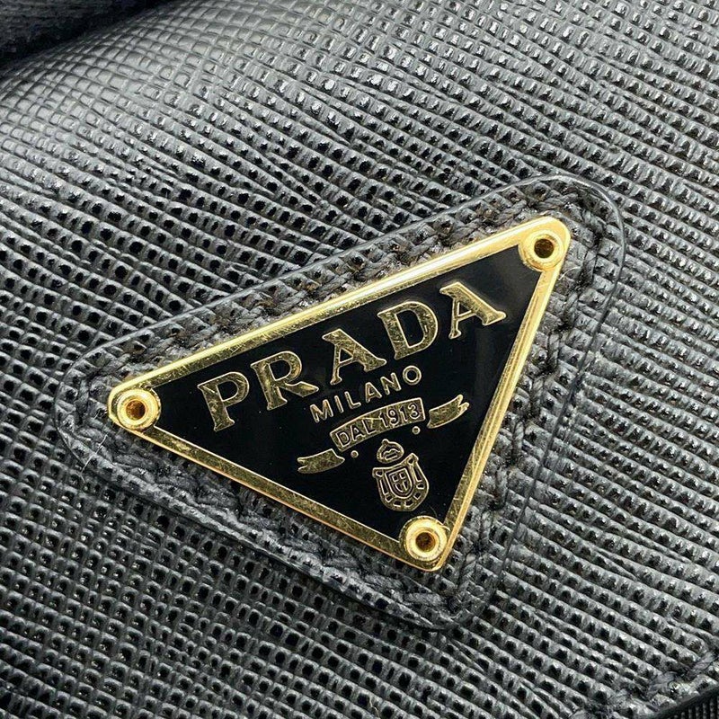 プラダ ショルダーバッグ トライアングルロゴ ナイロン 1BH933 PRADA 黒