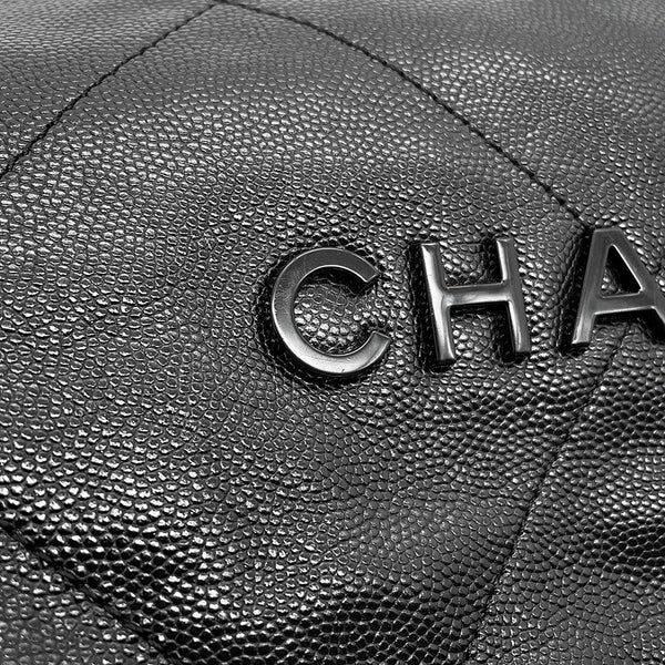 シャネル ハンドバッグ CHANEL 22 マトラッセ スモール キャビアスキン AS3260 ポーチ付き 黒