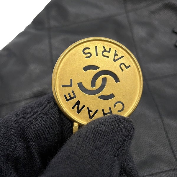 シャネル ハンドバッグ CHANEL 22 マトラッセ スモール キャビアスキン AS3260 ポーチ付き 黒