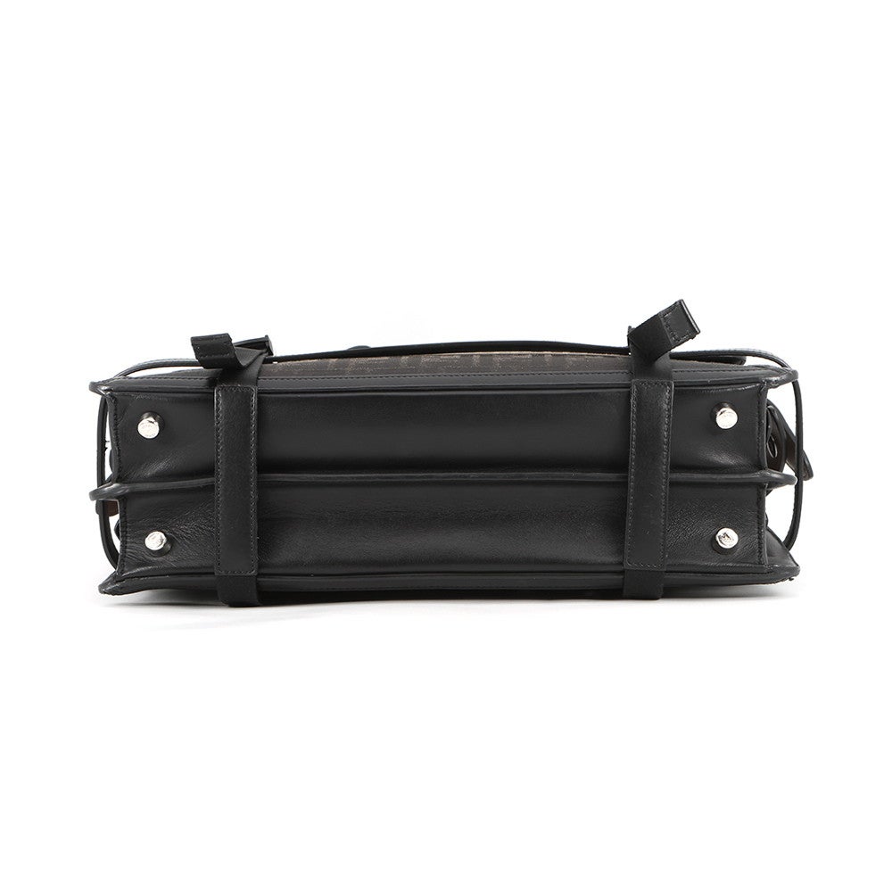 FENDI ビジネスバッグ ブラック レザー　2way フェンディ FENDI ピーカブー アイコニック エッセンシャル 2Way