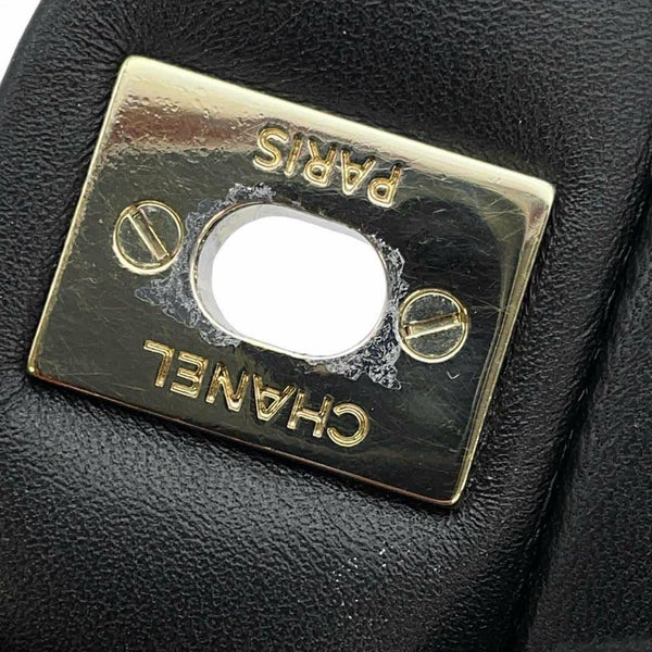 シャネル チェーンショルダーバッグ マトラッセ ココマーク トップハンドル ミニ フラップ ラムスキン AS2431 CHANEL 黒