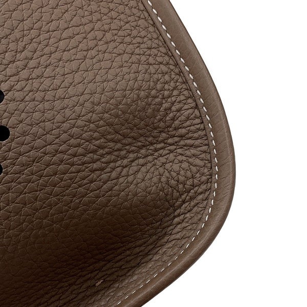 エルメス ショルダーバッグ エブリン3 PM エトゥープ/シルバー金具 トリヨンクレマンス K刻印HERMES Evelyne
