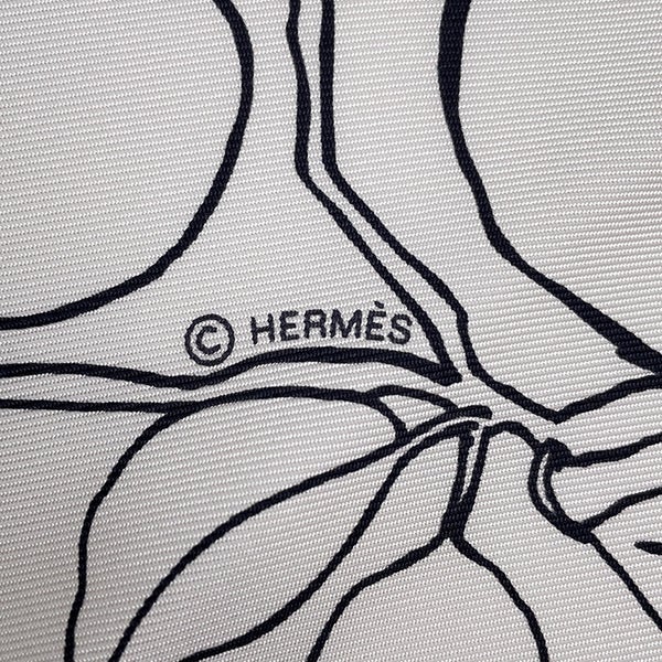 エルメス スカーフ カレ90 ル・ポミエ・セリエ Le Pommier Sellier HERMES シルク 2026年春夏 白 黒