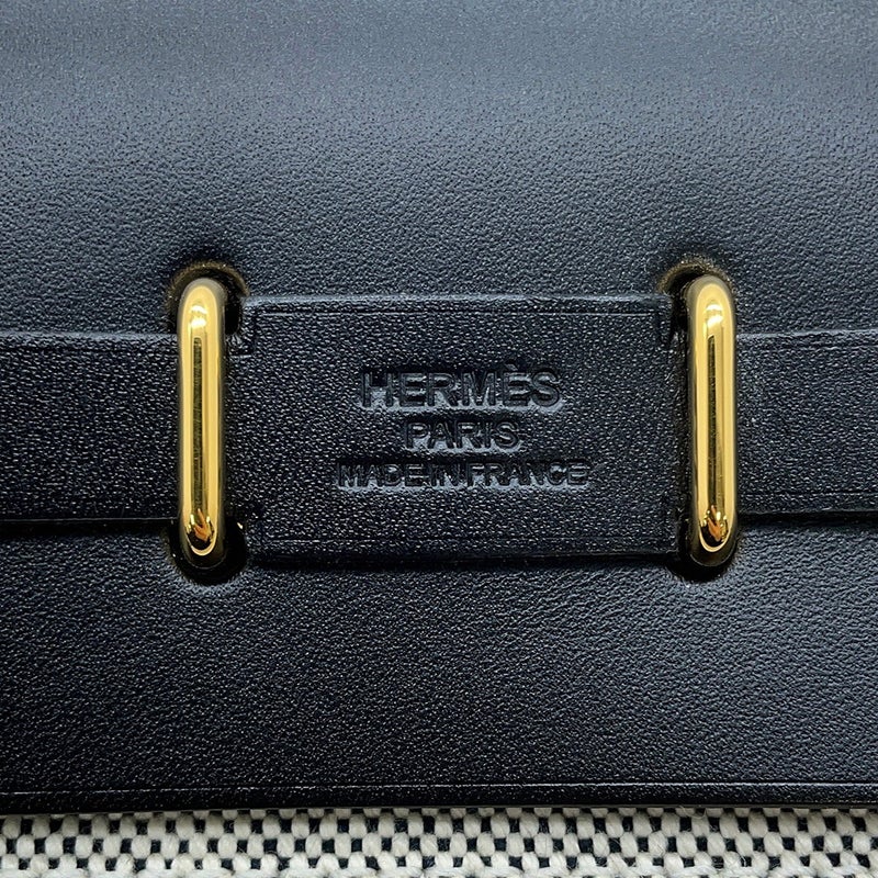 エルメス ショルダーバッグ エールバッグジップ ミニ エクリュ/ブラック/ゴールド金具 トワルアッシュ/ヴァッシュハンター K刻印 HERMES