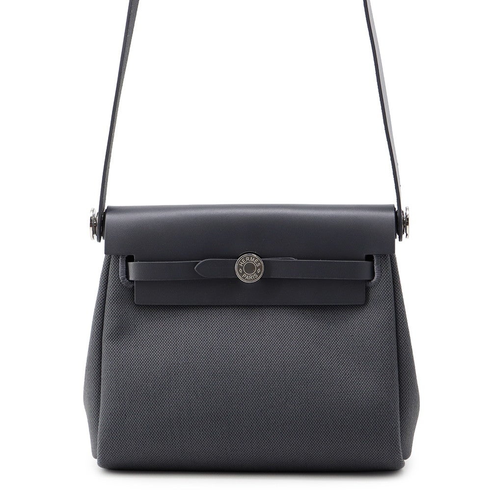 ★SALE【4uc3812】エルメス ショルダーバッグ エールバックPM トワルアッシュ ブラック シルバー金具 □D刻印【中古】レディース HERMES エルメス ショルダーバッグ エールバッグジップ 31 PM