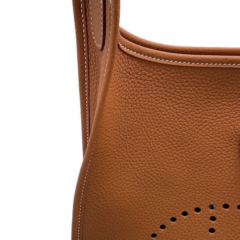 エルメス ショルダーバッグ エブリン3 PM ゴールド/ゴールド金具 トリヨンクレマンス K刻印 HERMES Evelyne