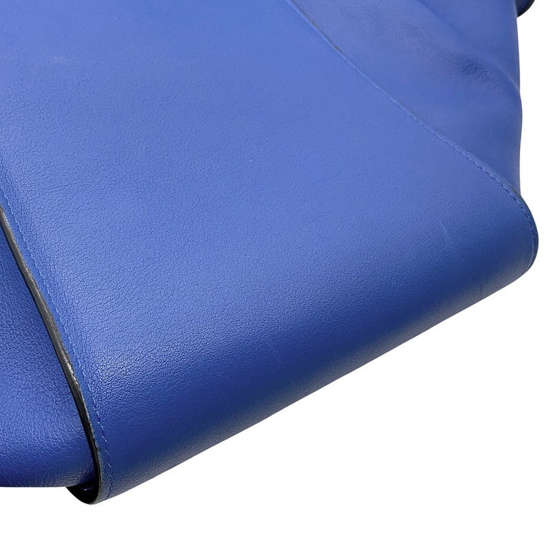 ロエベ ショルダーバッグ ハンモック ミディアム 387.30.T38 LOEWE 2wayショルダー