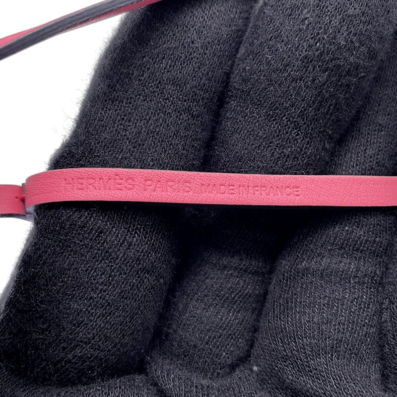 エルメス バッグチャーム カレ ナノ ローブ デュ ソワール ローズエテ/スイフト HERMES チャーム