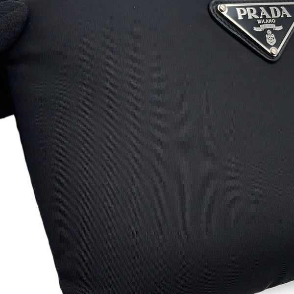 プラダ チェーンショルダーバッグ トライアングルロゴ ナイロン 1BF082 PRADA 黒
