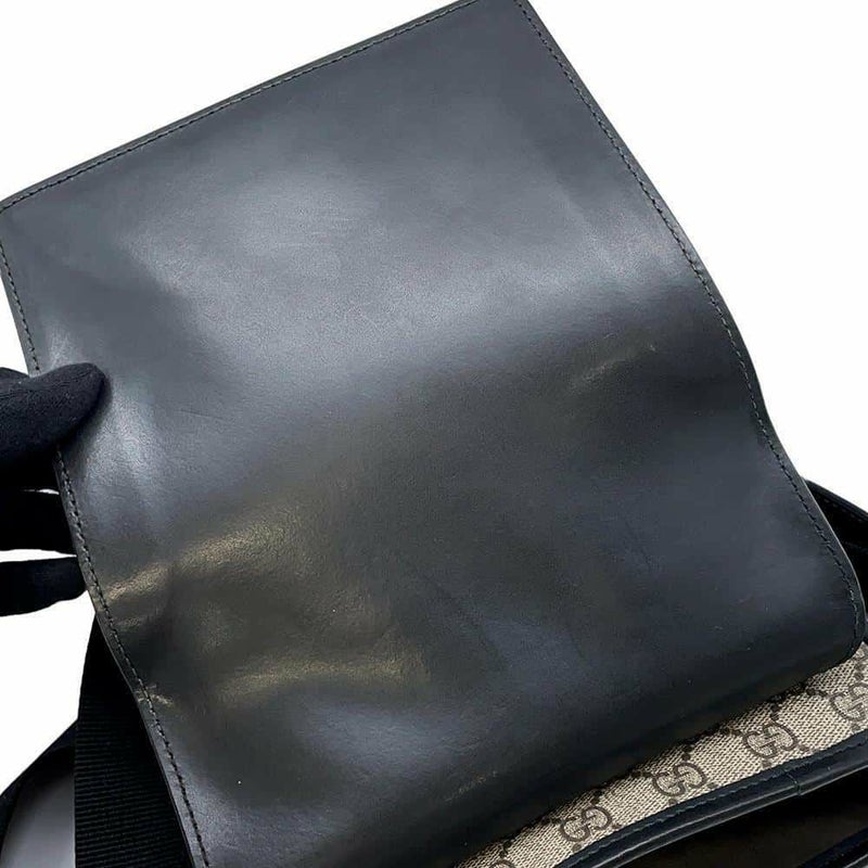 グッチ ショルダーバッグ GGスプリーム 473877 GUCCI メッセンジャーバッグ 黒