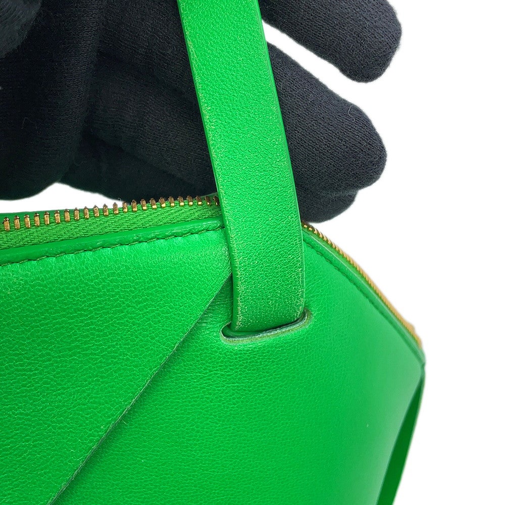 ボッテガヴェネタ ショルダーバッグ マキシイントレチャート レザー