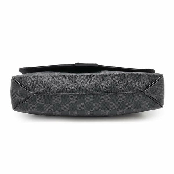 ルイヴィトン ショルダーバッグ ダミエ・グラフィット ディストリクトMM N41272 LOUIS VUITTON 黒 ブラック