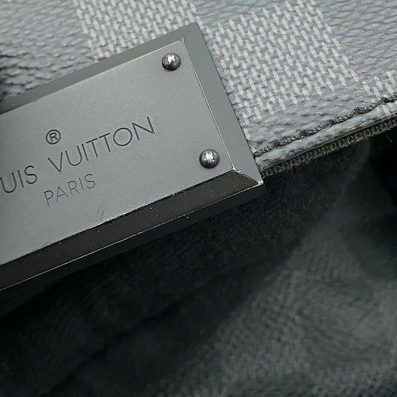 ルイヴィトン ショルダーバッグ ダミエ・グラフィット ディストリクトMM N41272 LOUIS VUITTON 黒 ブラック
