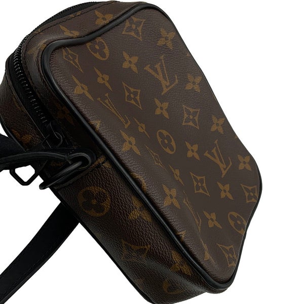 ルイヴィトン ショルダーバッグ モノグラム・マカサー クリストファー・ウエアラブル ウォレット M69404 LOUIS VUITTON 黒 ブラック