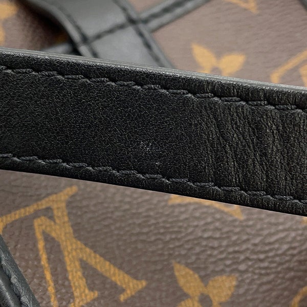 ルイヴィトン ショルダーバッグ モノグラム・マカサー クリストファー・ウエアラブル ウォレット M69404 LOUIS VUITTON 黒 ブラック