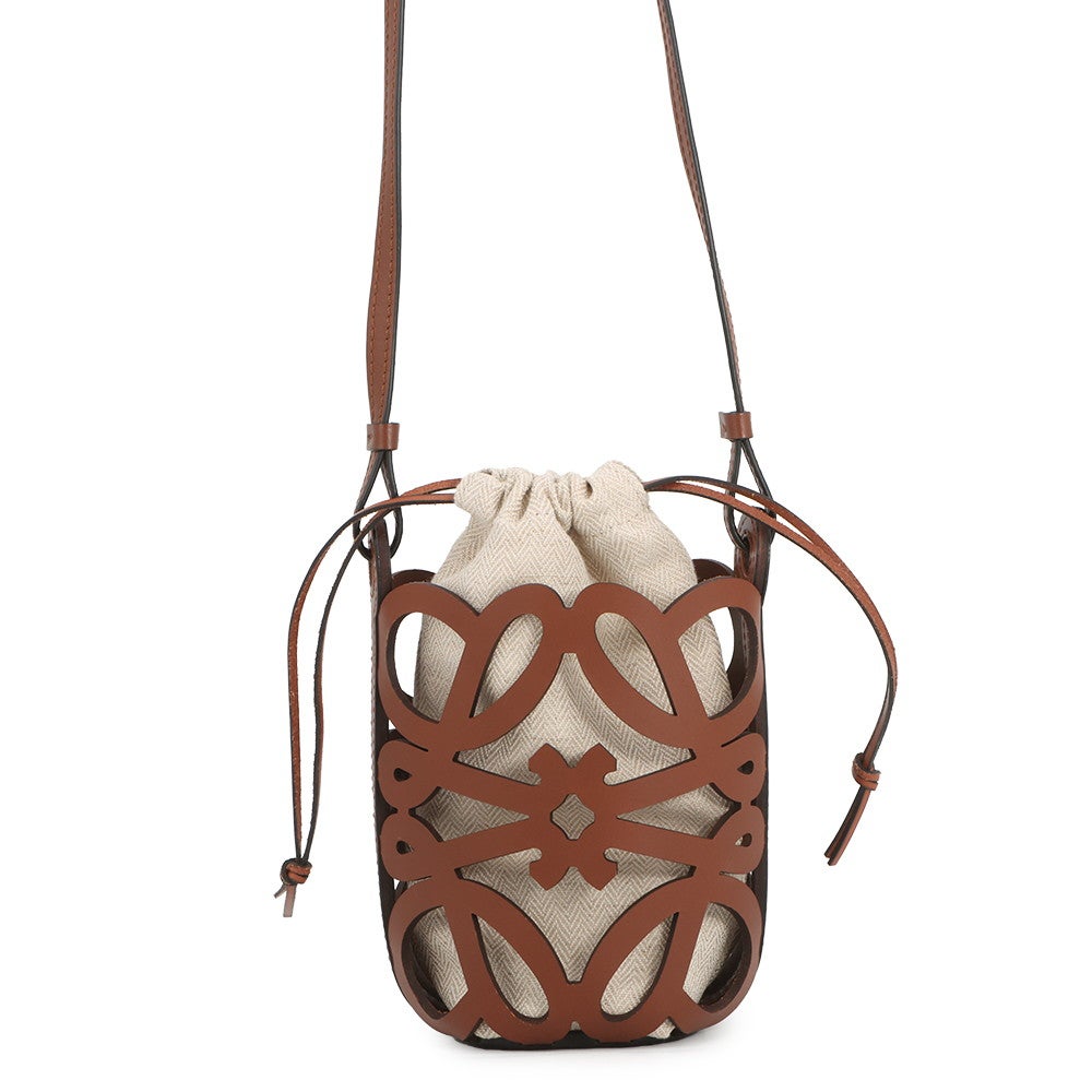 LOEWE ロエベ アナグラム ショルダーバッグ キャンバス×レザー ブラウン ロエべ ショルダーバッグ アナグラム カットアウト ポケット レザー