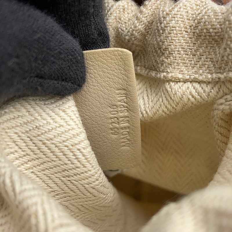 ロエべ ショルダーバッグ アナグラム カットアウト ポケット レザー/キャンバス C922Y62X07 LOEWE