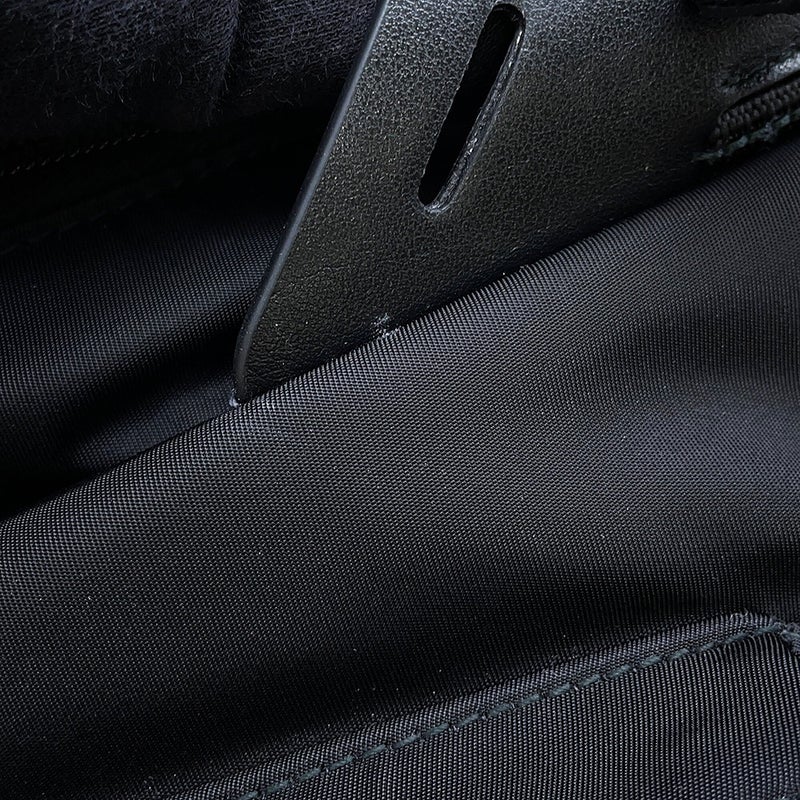 プラダ ショルダーバッグ Re-Nylon ショルダーバッグ ナイロン 2VD062 PRADA 黒