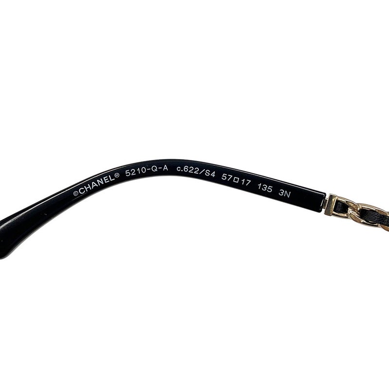 シャネル サングラス スクエア シェイプ ロゴチェーン付き カメリア ココマーク A40911 CHANEL アイウェア 黒