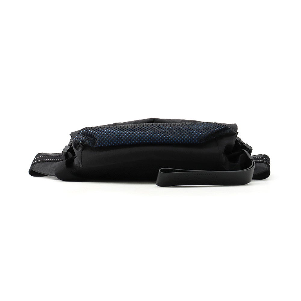 BOTTEGA VENETA ボディバッグ ブラック ボッテガヴェネタ ボディバッグ メッシュ ウエストバッグ ナイロン