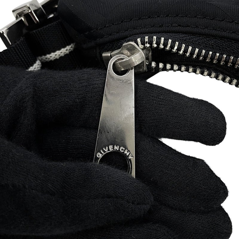 ジバンシー ショルダーバッグ 4Gロゴ ナイロン GIVENCHY 黒
