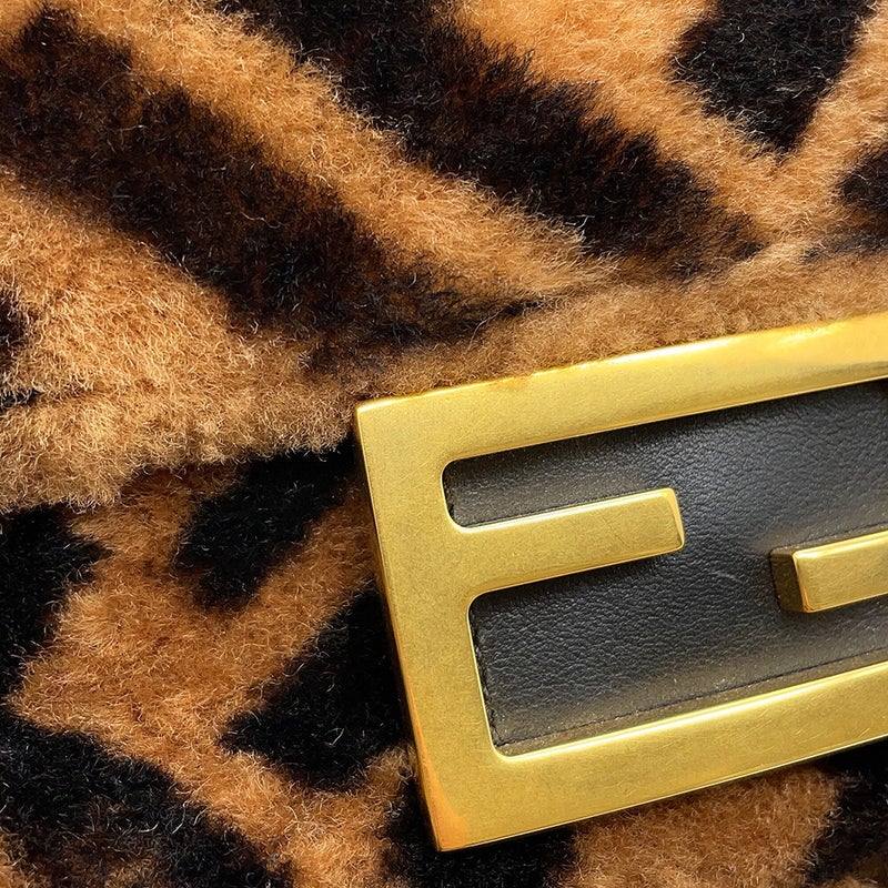 フェンディ ハンドバッグ ズッカ柄 バゲット ミニ ムートン/レザー 8BS017 FENDI 2wayショルダーバッグ