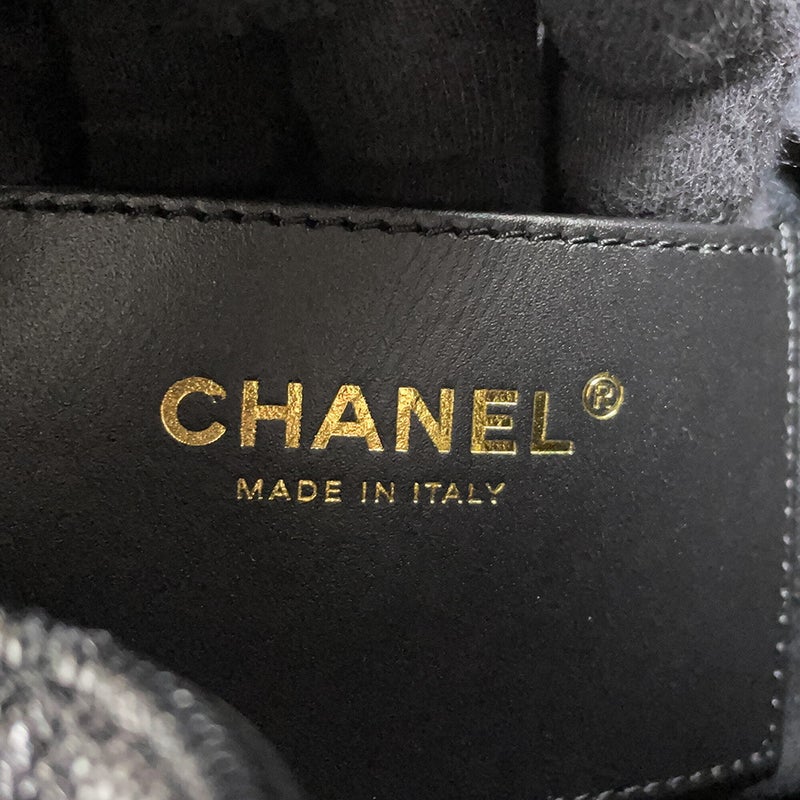 シャネル チェーンショルダーバッグ CHANEL25 ミディアム ココマーク マトラッセ キャビアスキン AS5293 CHANEL 黒