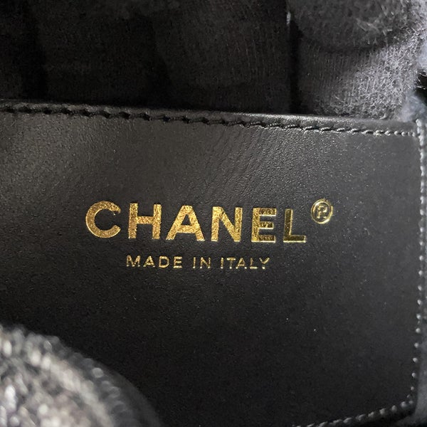 シャネル チェーンショルダーバッグ CHANEL25 ミディアム ココマーク マトラッセ キャビアスキン AS5293 CHANEL 黒