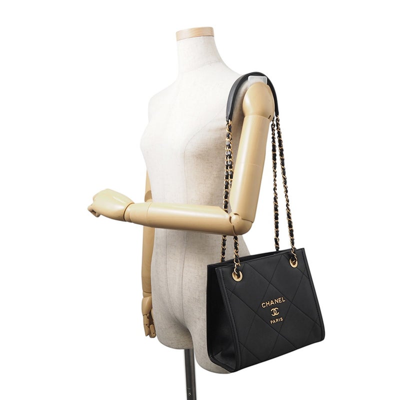 シャネル チェーンショルダーバッグ ショッピングバッグ マトラッセ ココマーク ラムスキン AS2750 CHANEL 黒