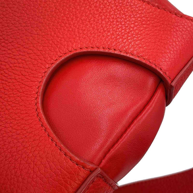 サルヴァトーレ・フェラガモ ショルダーバッグ カットアウト レザー 214956 Ferragamo