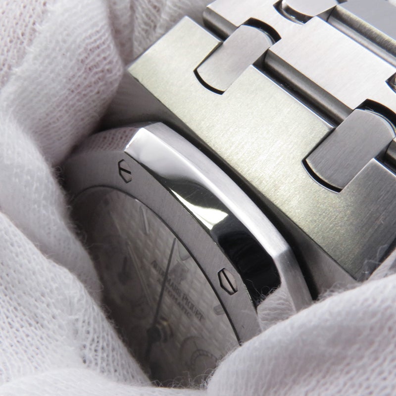 オーデマピゲ ロイヤルオーク クロノグラフ 26300ST.OO.1110ST.05 AUDEMARS PIGUET 腕時計 白文字盤