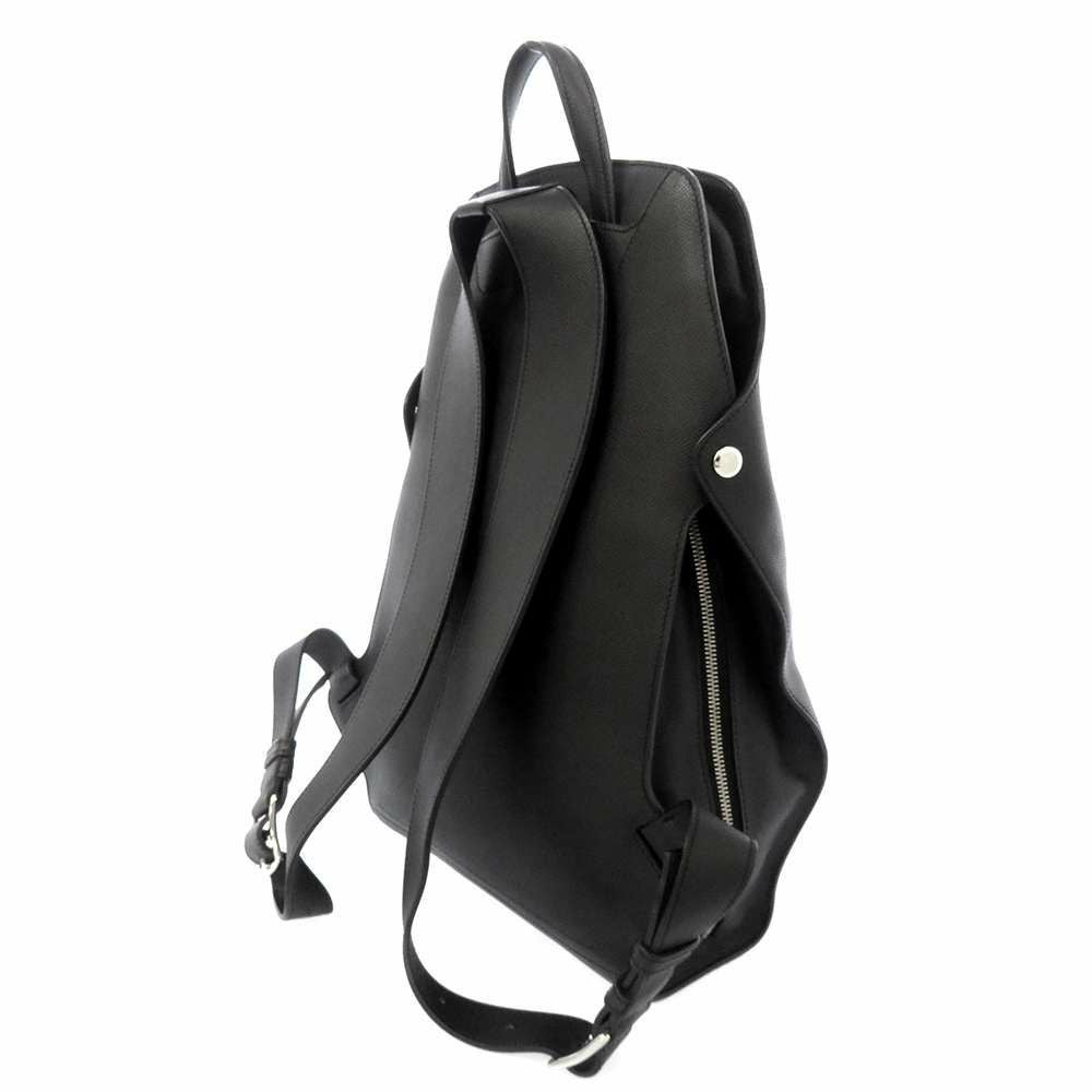 HERMES 黒リュックバッグ ジッパー付き HERMES 黒リュックバッグ ジッパー付き