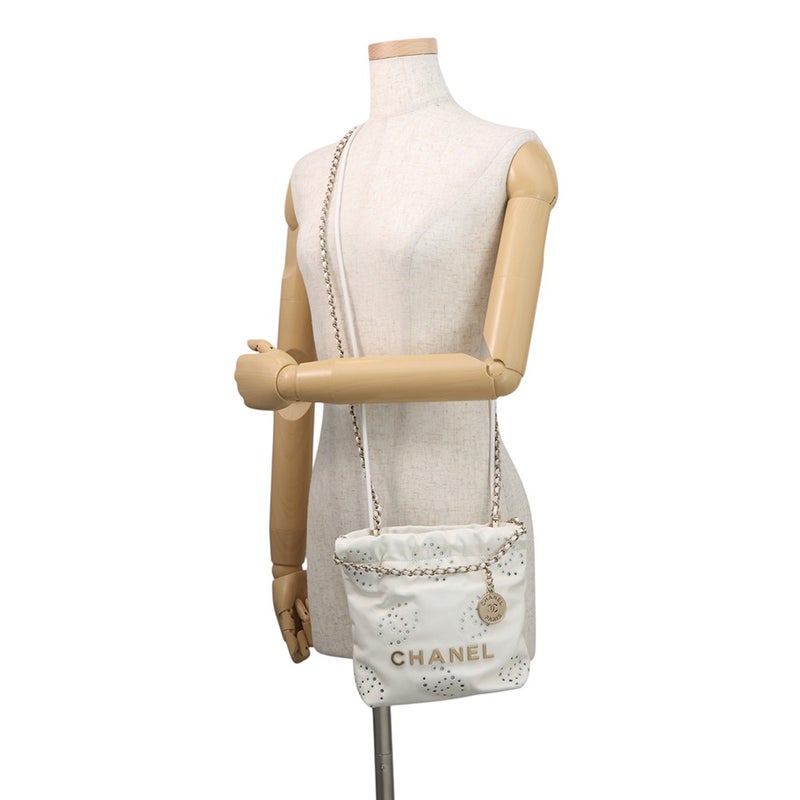 シャネル ハンドバッグ CHANEL 22 ミニ ココマーク パンチング シャイニーカーフレザー AS3980 2wayショルダー 白