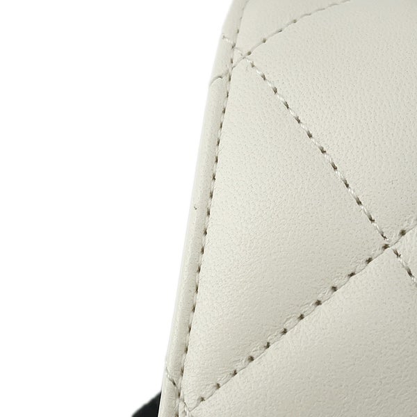 シャネル ハンドバッグ ココマーク マトラッセ  トレンディCC A92236 CHANEL バッグ 2way チェーンショルダー 白